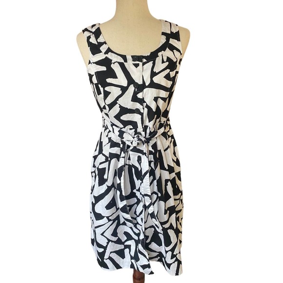 Alfani Black White Dress Button Front‎ Midi Petite 10 Petite Sleeveless Fits 6 M - Picture 1 of 4